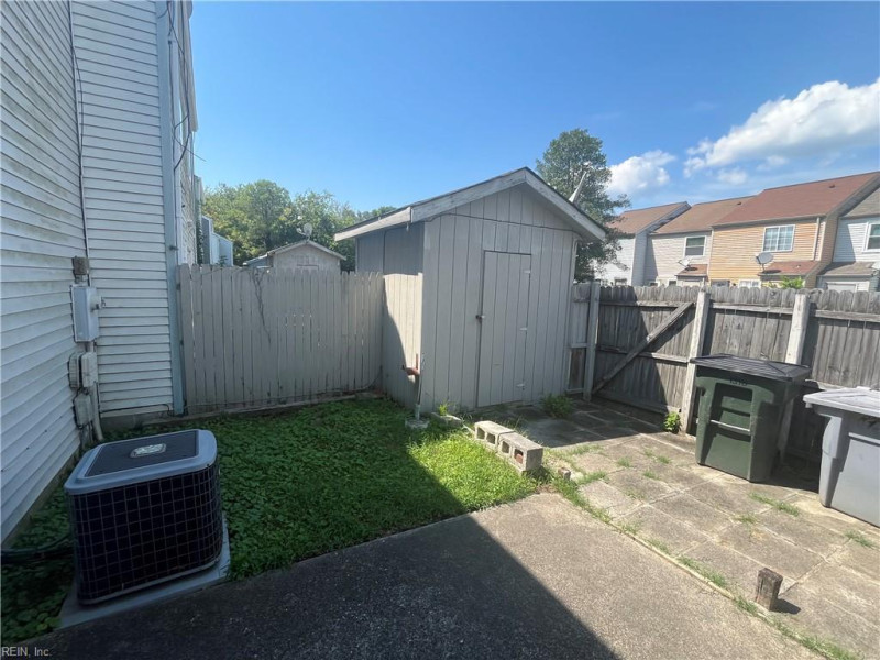 Photo 20 of 21 residential for sale in Hampton virginia