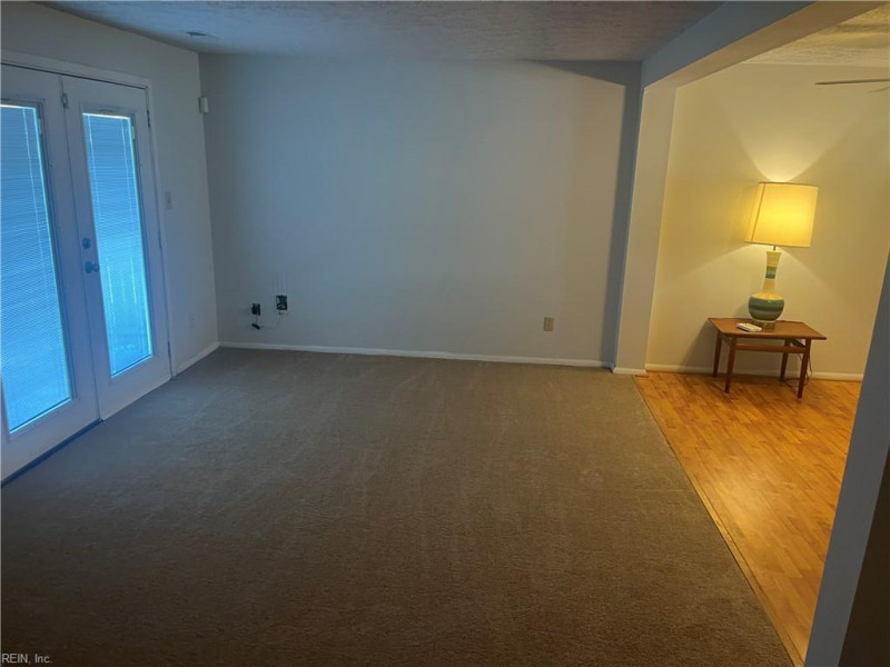 Photo 7 of 21 residential for sale in Hampton virginia