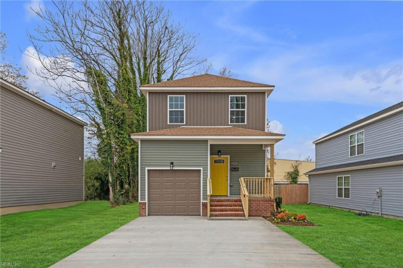 Photo 1 of 36 residential for sale in Suffolk virginia
