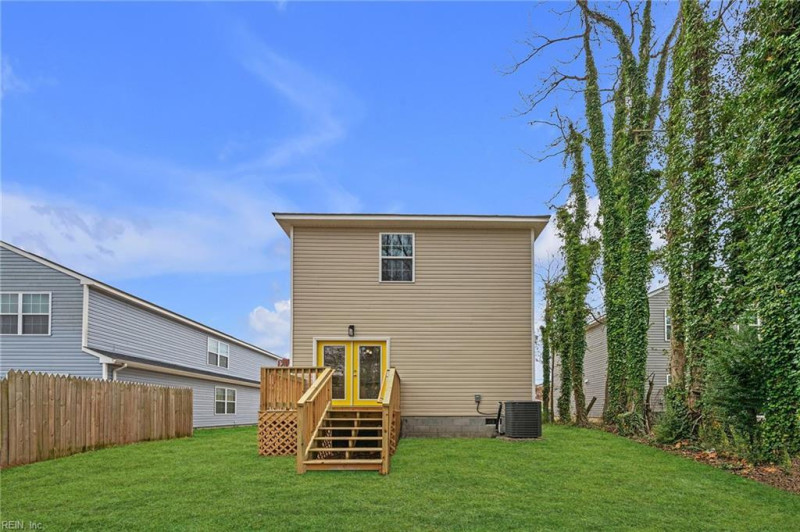 Photo 34 of 36 residential for sale in Suffolk virginia
