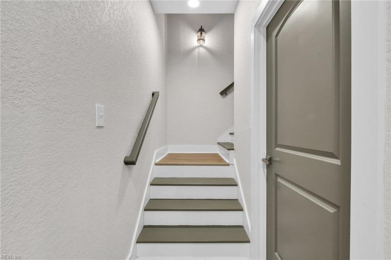 Photo 6 of 36 residential for sale in Suffolk virginia