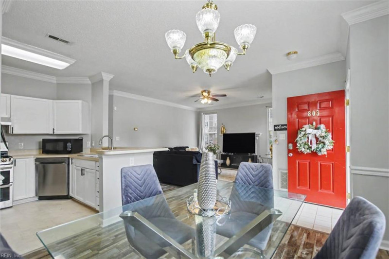 Photo 10 of 26 residential for sale in Newport News virginia