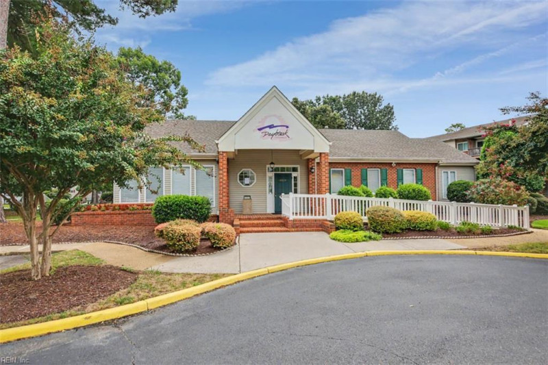 Photo 25 of 26 residential for sale in Newport News virginia