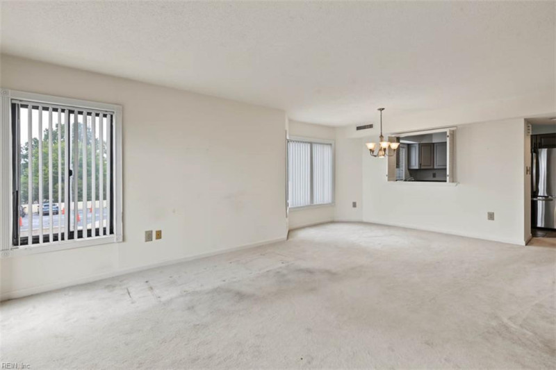 Photo 14 of 47 residential for sale in Newport News virginia