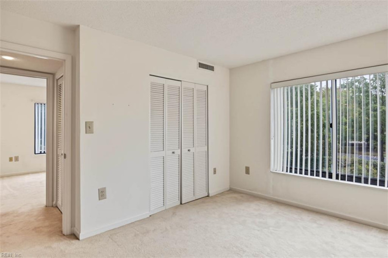 Photo 34 of 47 residential for sale in Newport News virginia