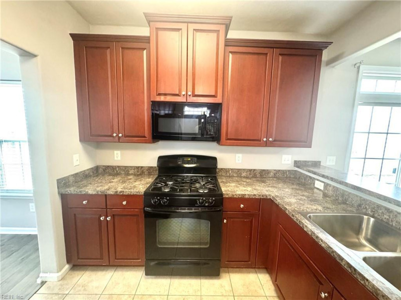 Photo 11 of 36 residential for sale in Suffolk virginia Photo 11 of 36 residential for sale in Suffolk virginia