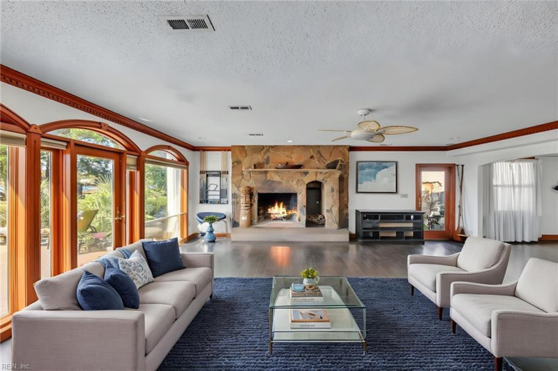 Photo 16 of 39 residential for sale in Virginia Beach virginia