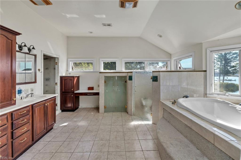 Photo 23 of 39 residential for sale in Virginia Beach virginia