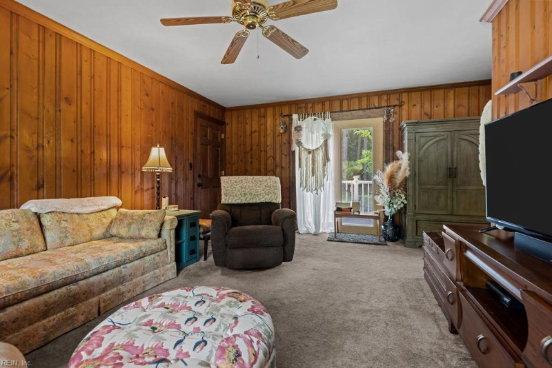 Photo 16 of 44 residential for sale in Franklin virginia