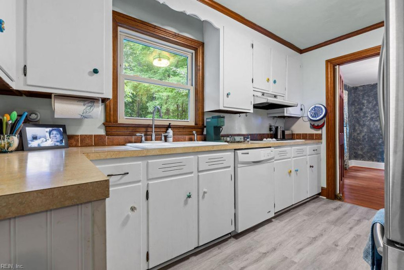 Photo 19 of 44 residential for sale in Franklin virginia