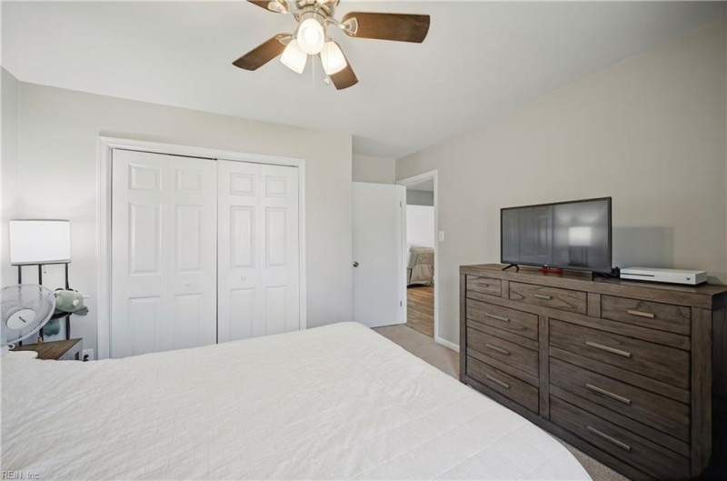 Photo 20 of 34 residential for sale in Virginia Beach virginia