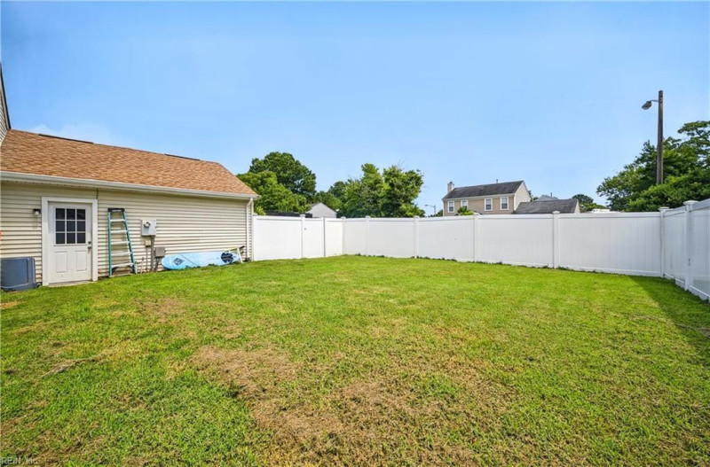 Photo 31 of 34 residential for sale in Virginia Beach virginia