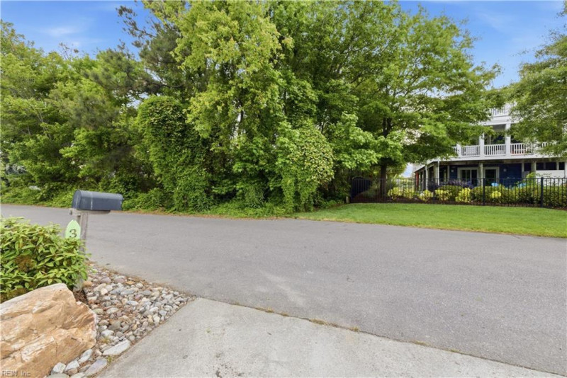 Photo 4 of 12 land for sale in Virginia Beach virginia
