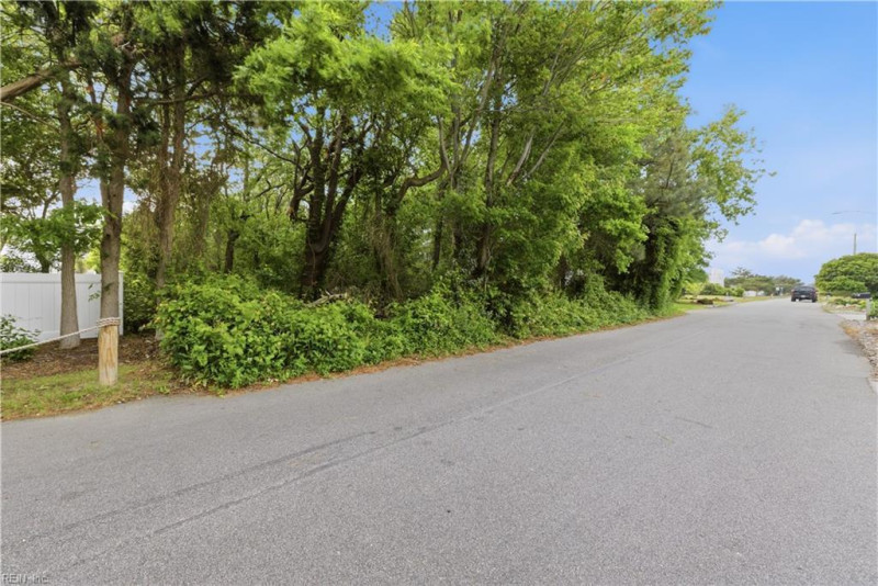 Photo 5 of 12 land for sale in Virginia Beach virginia