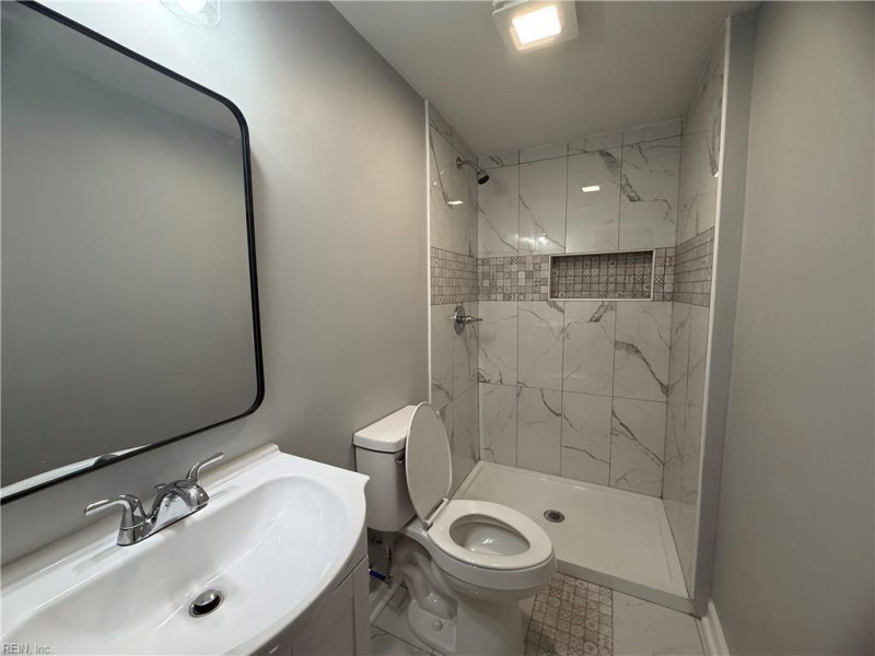 Photo 6 of 19 residential for sale in Suffolk virginia Photo 6 of 19 residential for sale in Suffolk virginia