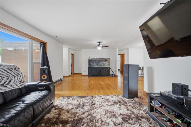 Photo 10 of 50 residential for sale in Hampton virginia
