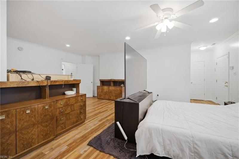 Photo 23 of 50 residential for sale in Hampton virginia