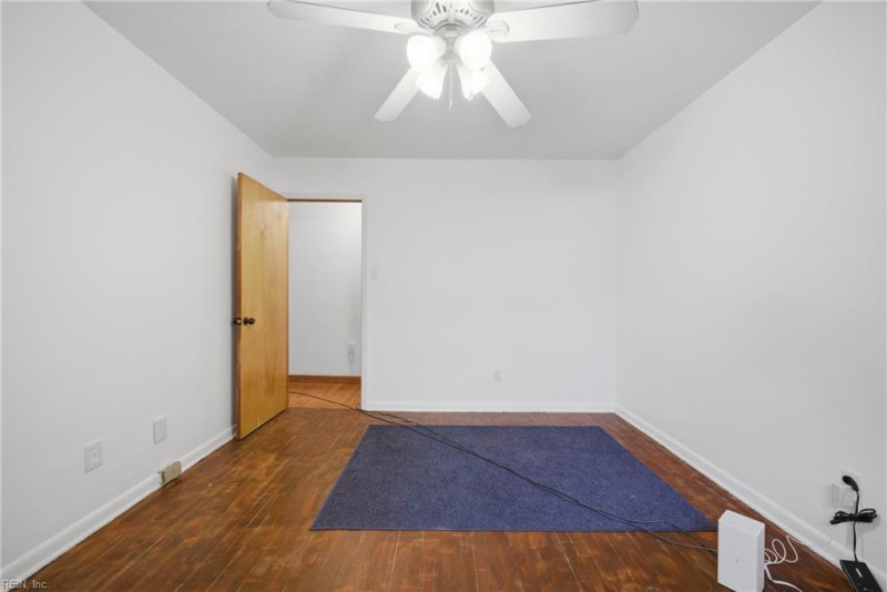 Photo 33 of 50 residential for sale in Hampton virginia