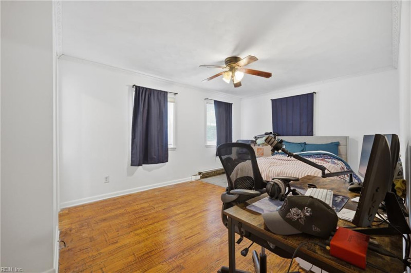 Photo 34 of 50 residential for sale in Hampton virginia