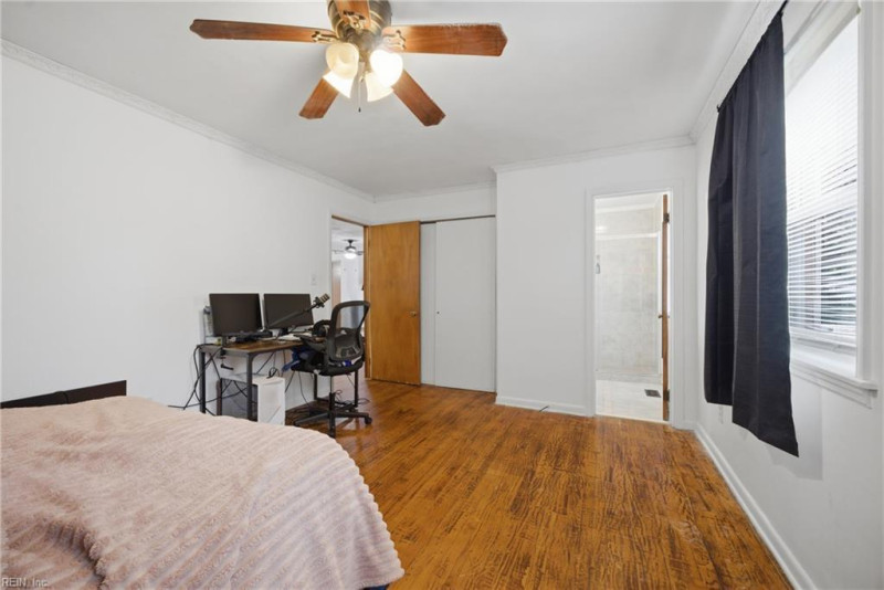 Photo 36 of 50 residential for sale in Hampton virginia