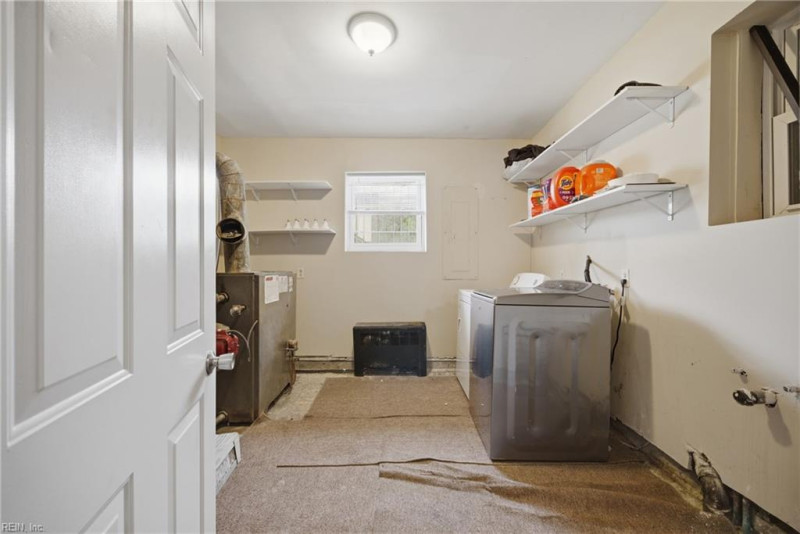 Photo 38 of 50 residential for sale in Hampton virginia