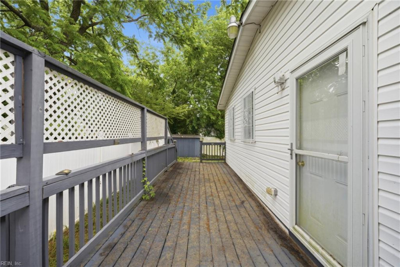 Photo 41 of 50 residential for sale in Hampton virginia