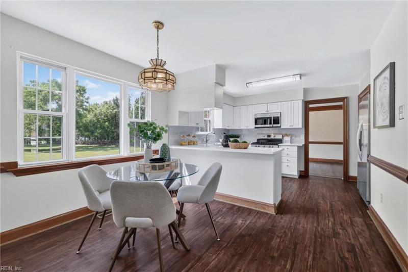 Photo 17 of 39 residential for sale in Virginia Beach virginia