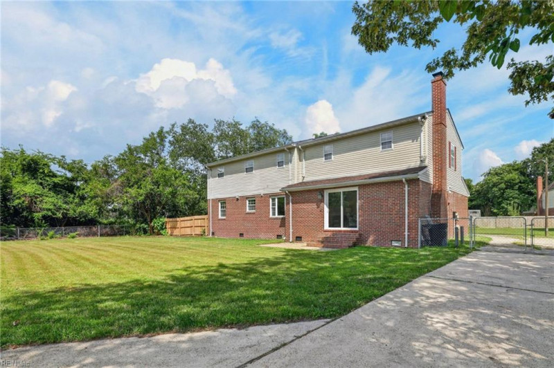 Photo 31 of 39 residential for sale in Virginia Beach virginia