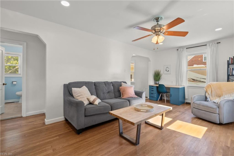 Photo 3 of 43 residential for sale in Portsmouth virginia Photo 3 of 43 residential for sale in Portsmouth virginia