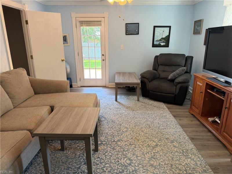Photo 19 of 31 residential for sale in Portsmouth virginia