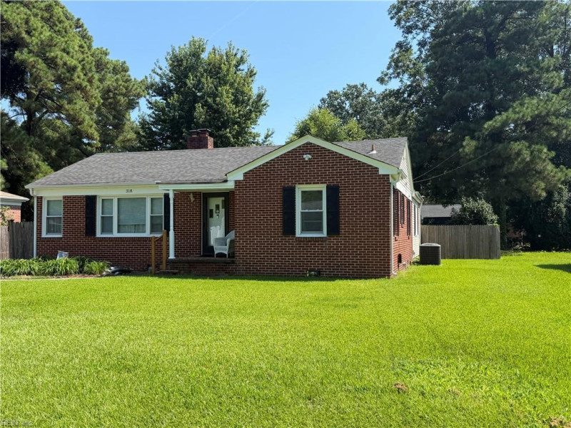 Photo 3 of 31 residential for sale in Portsmouth virginia