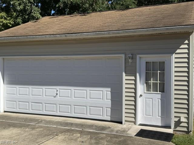 Photo 32 of 36 residential for sale in Portsmouth virginia