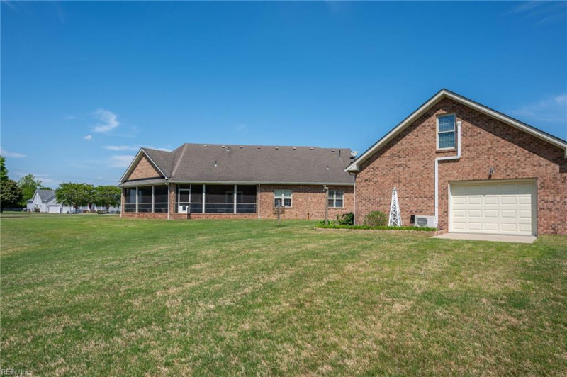Photo 3 of 45 residential for sale in Moyock virginia