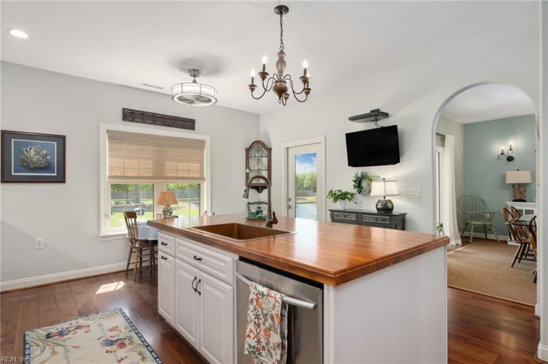 Photo 33 of 45 residential for sale in Moyock virginia