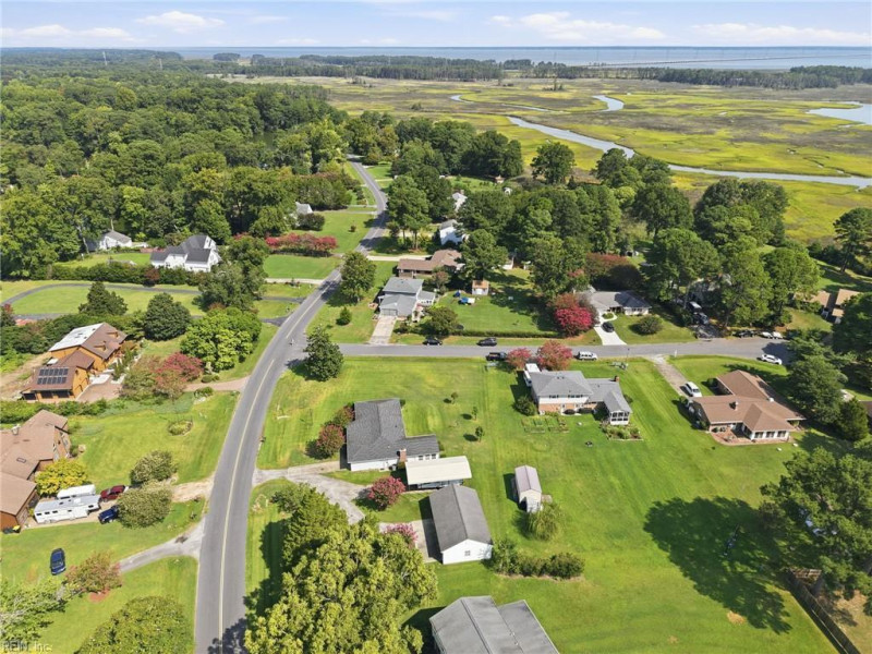 Photo 31 of 34 residential for sale in Isle of Wight County virginia