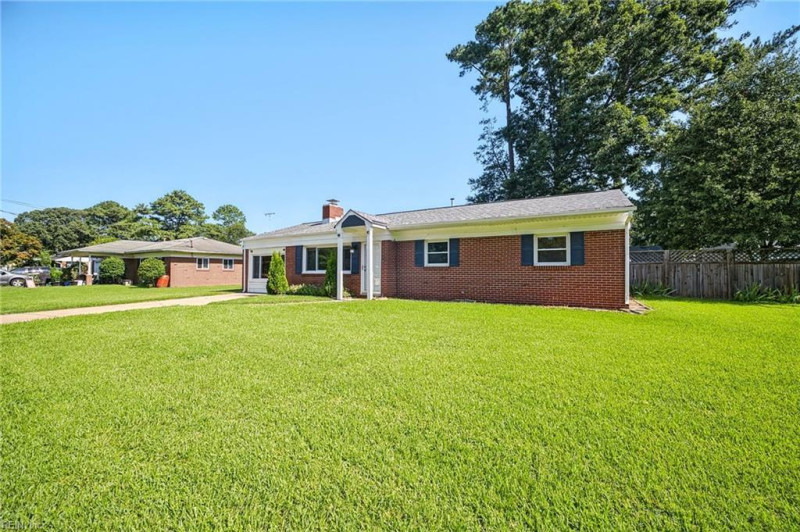 Photo 2 of 39 residential for sale in Chesapeake virginia Photo 2 of 39 residential for sale in Chesapeake virginia