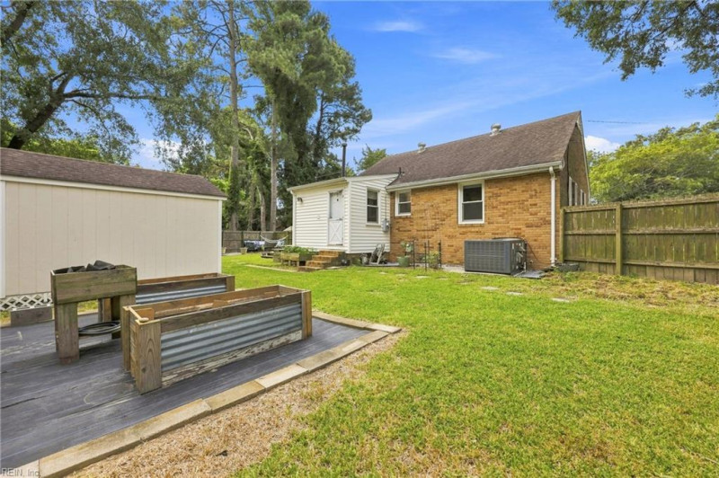 Photo 34 of 36 residential for sale in Chesapeake virginia Photo 34 of 36 residential for sale in Chesapeake virginia