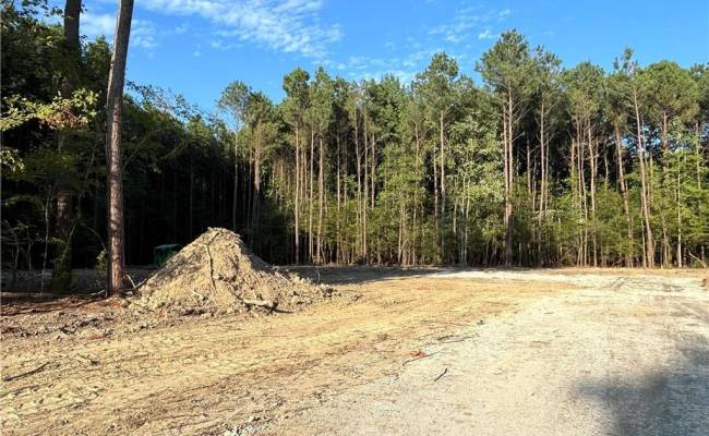 6608 Blackwater Road, Virginia Beach, VA 23457