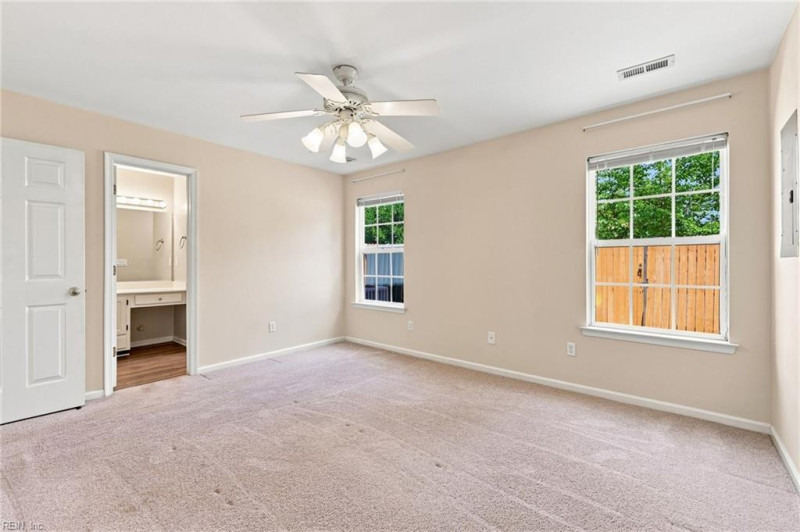 Photo 22 of 41 residential for sale in Chesapeake virginia