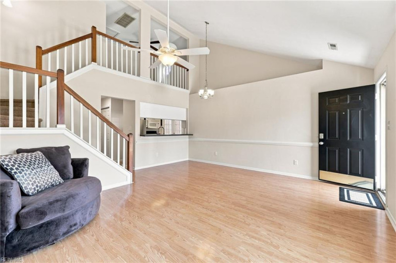 Photo 9 of 41 residential for sale in Chesapeake virginia