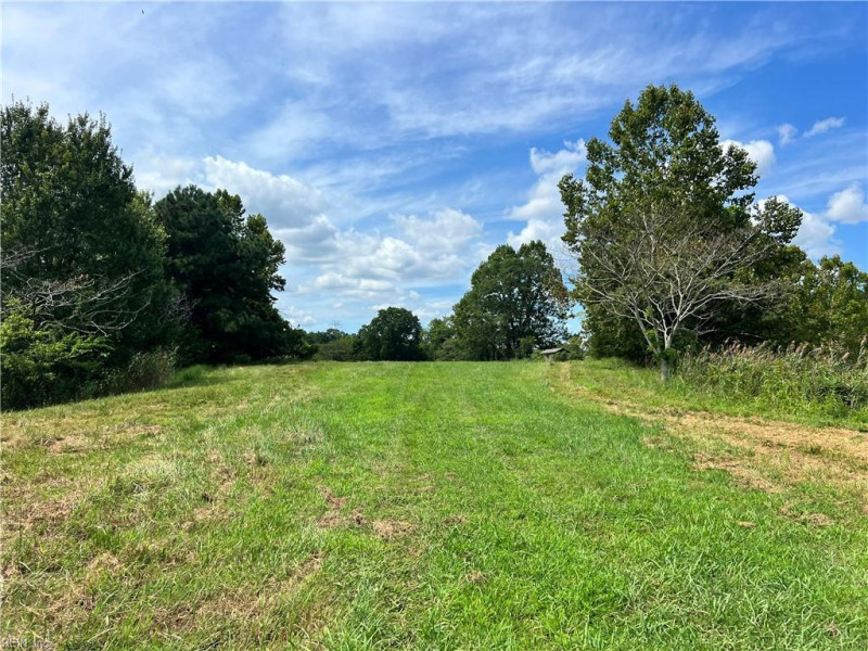 Photo 20 of 37 residential for sale in Suffolk virginia Photo 20 of 37 residential for sale in Suffolk virginia