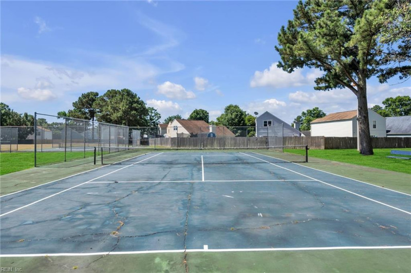 Photo 11 of 25 residential for sale in Virginia Beach virginia