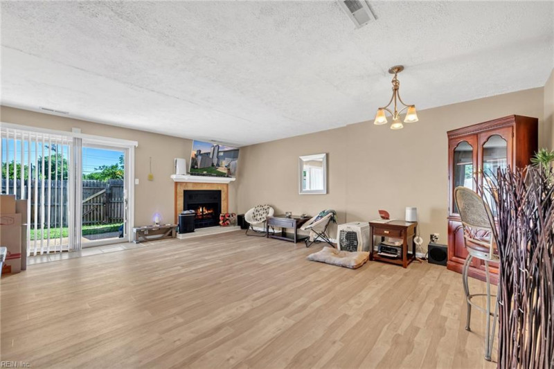Photo 15 of 25 residential for sale in Virginia Beach virginia