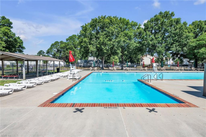 Photo 9 of 25 residential for sale in Virginia Beach virginia