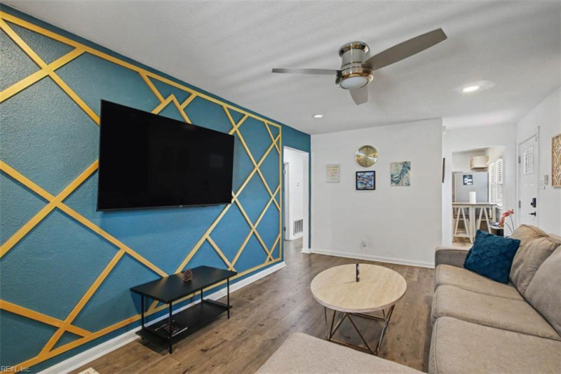 Photo 14 of 30 residential for sale in Norfolk virginia