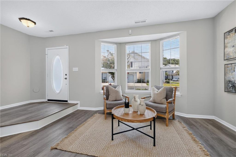 Photo 3 of 26 residential for sale in Virginia Beach virginia