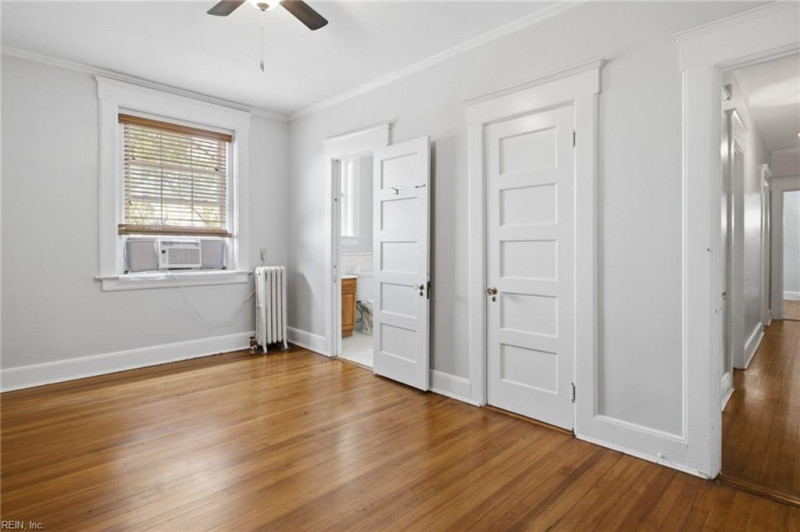 Photo 16 of 29 residential for sale in Norfolk virginia