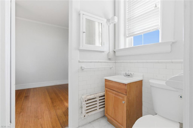 Photo 18 of 29 residential for sale in Norfolk virginia