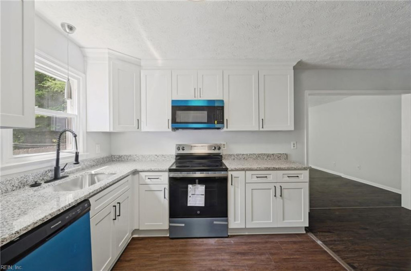 Photo 14 of 42 residential for sale in Hampton virginia Photo 14 of 42 residential for sale in Hampton virginia