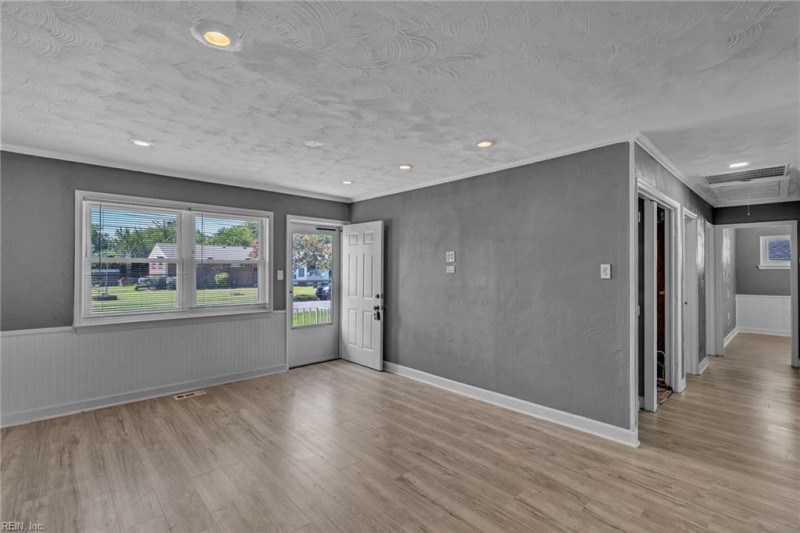 Photo 11 of 42 residential for sale in Norfolk virginia Photo 11 of 42 residential for sale in Norfolk virginia